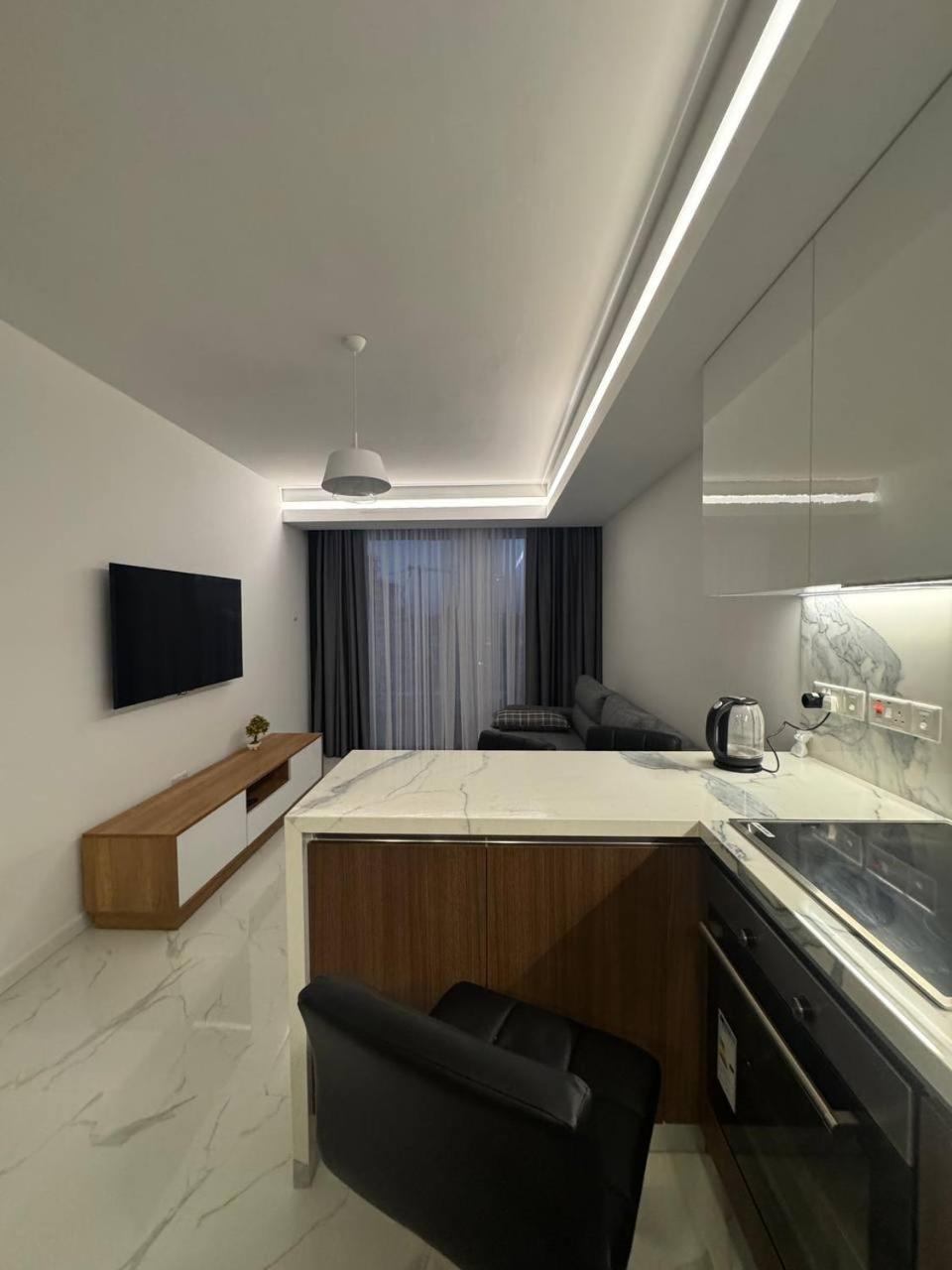 Apartment Luxury With Sea View And Mountain View In Grand Sapphire *