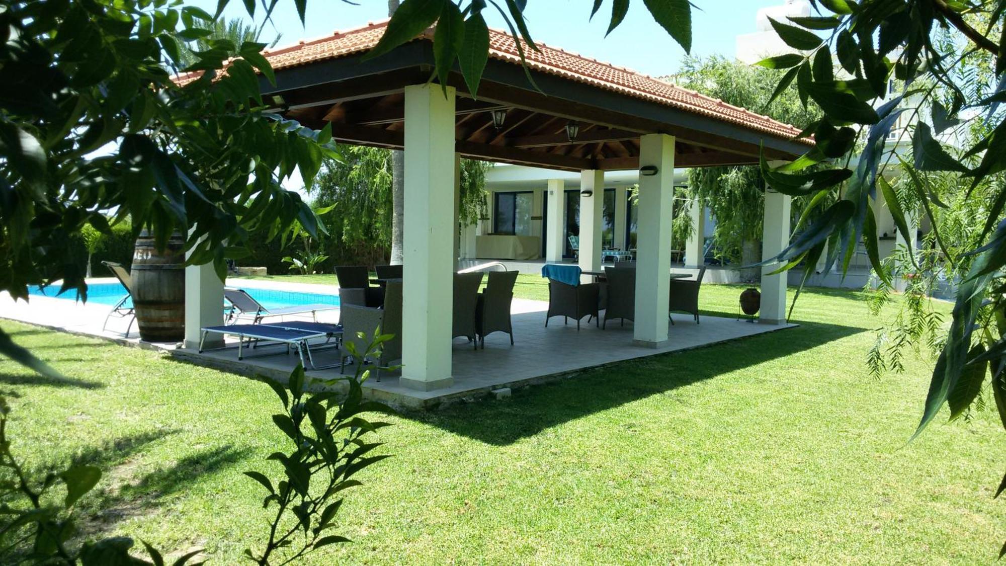 Secret Garden Villa *