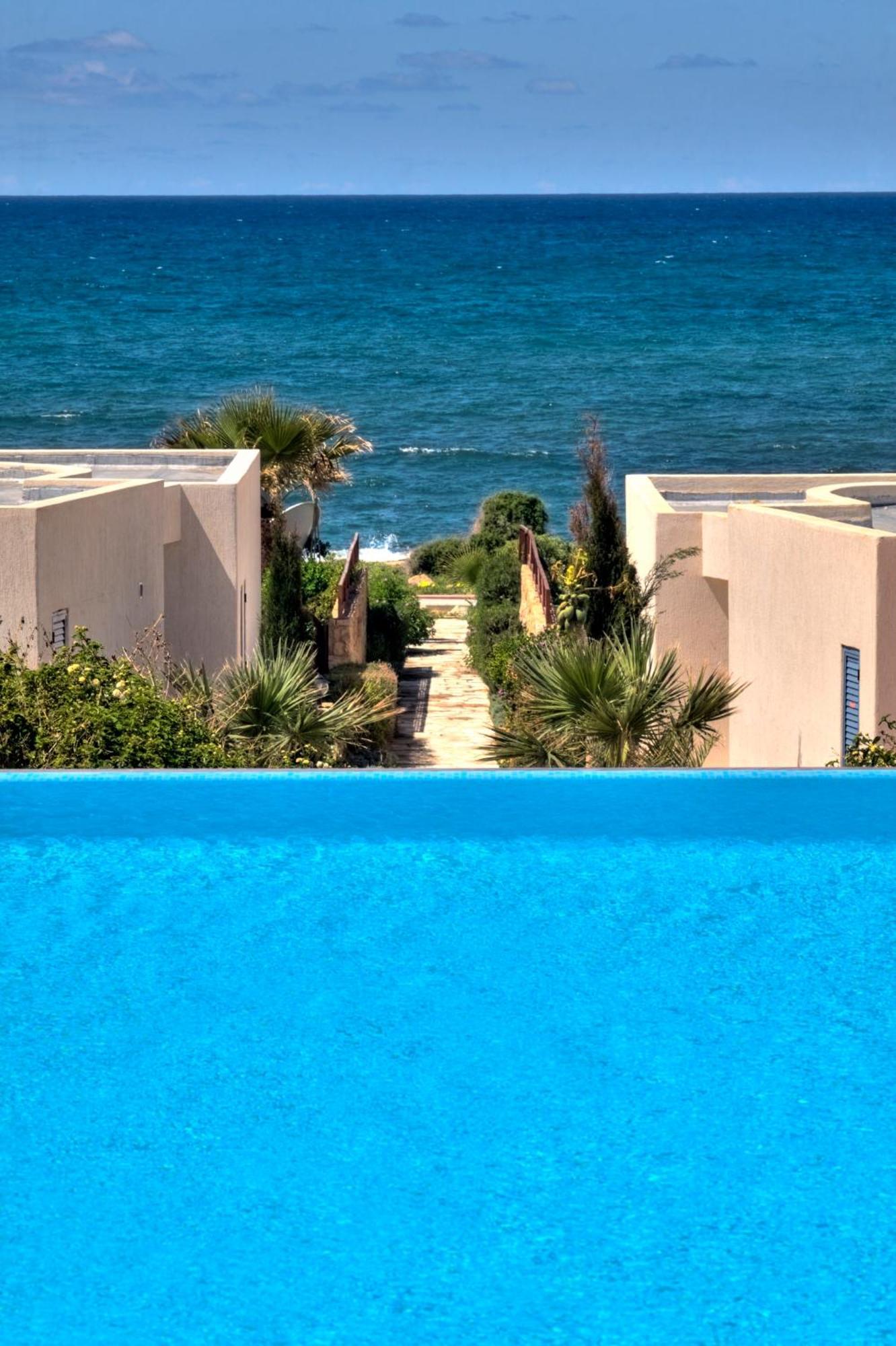 Villa Apollo 63 *
