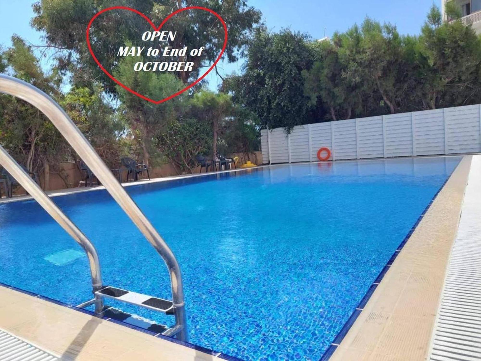 Lazuli & Pool 501 Apartment Larnaca