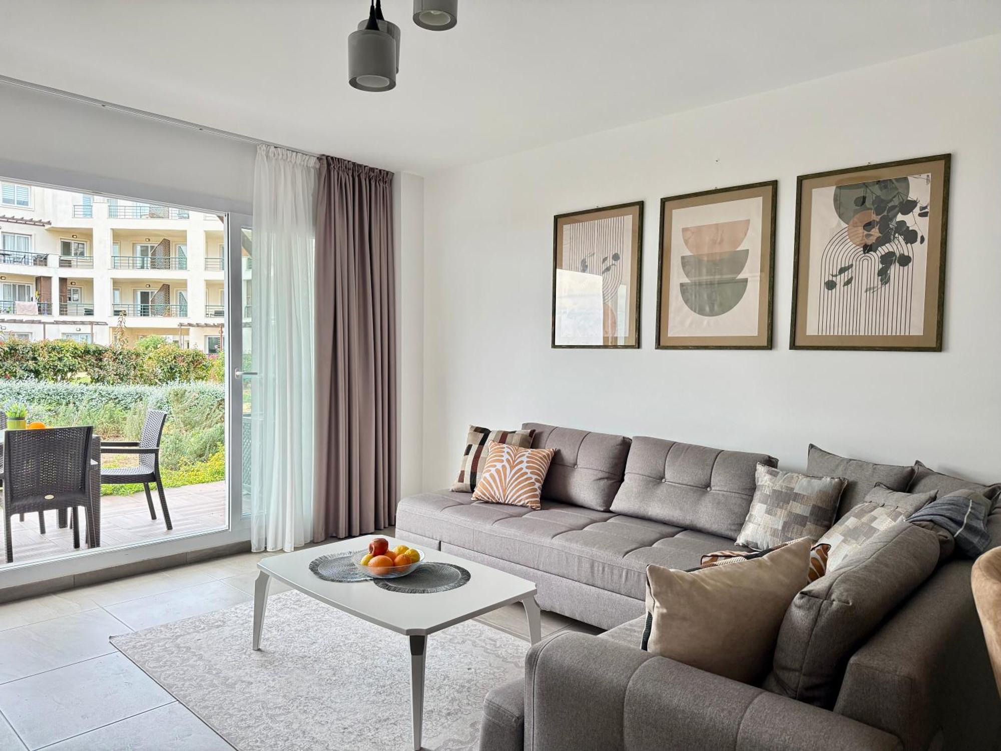 Tranquil By The Sea Apartment Vokolidha