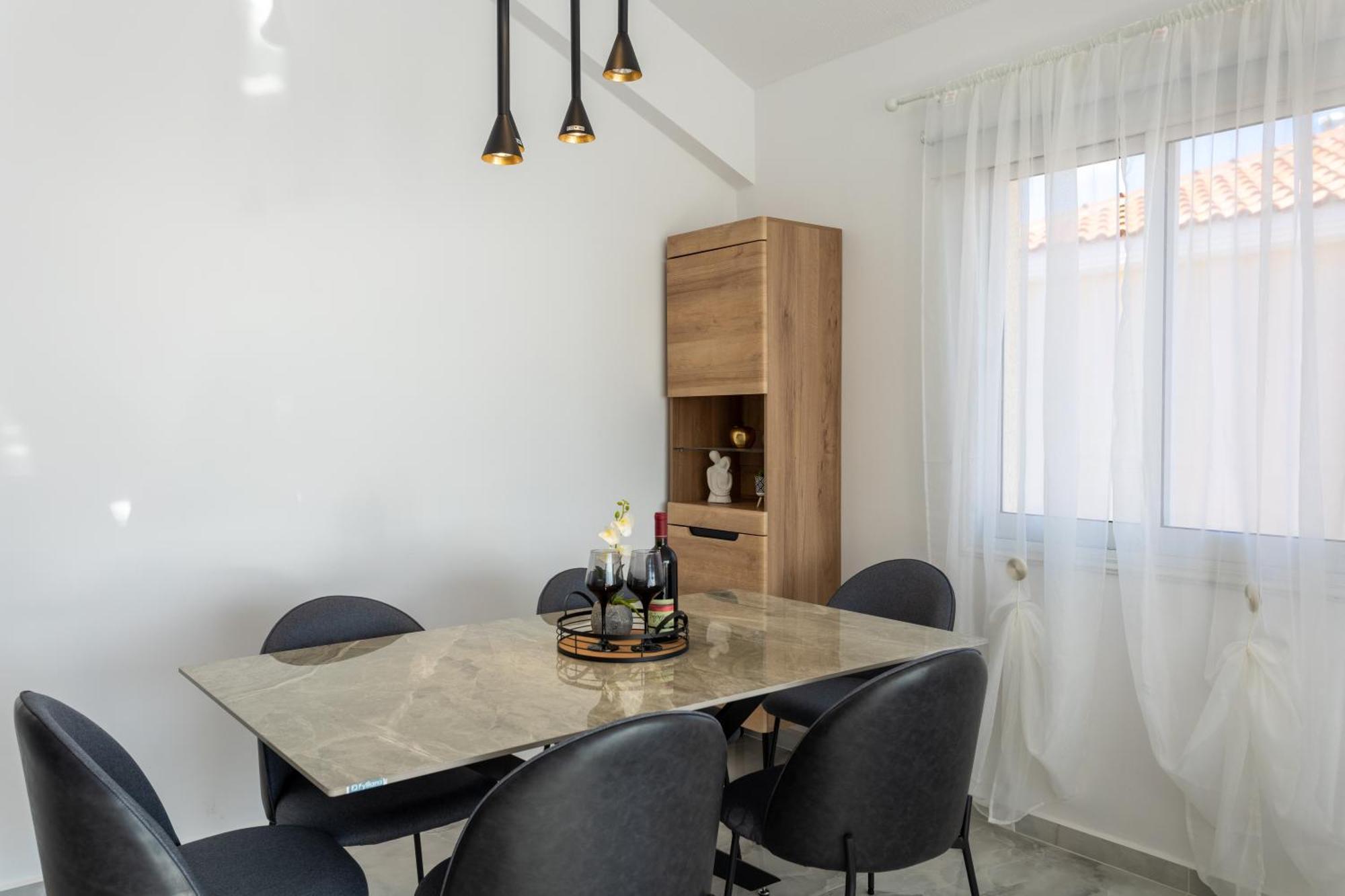 H&o Sunset Gold Apartment *