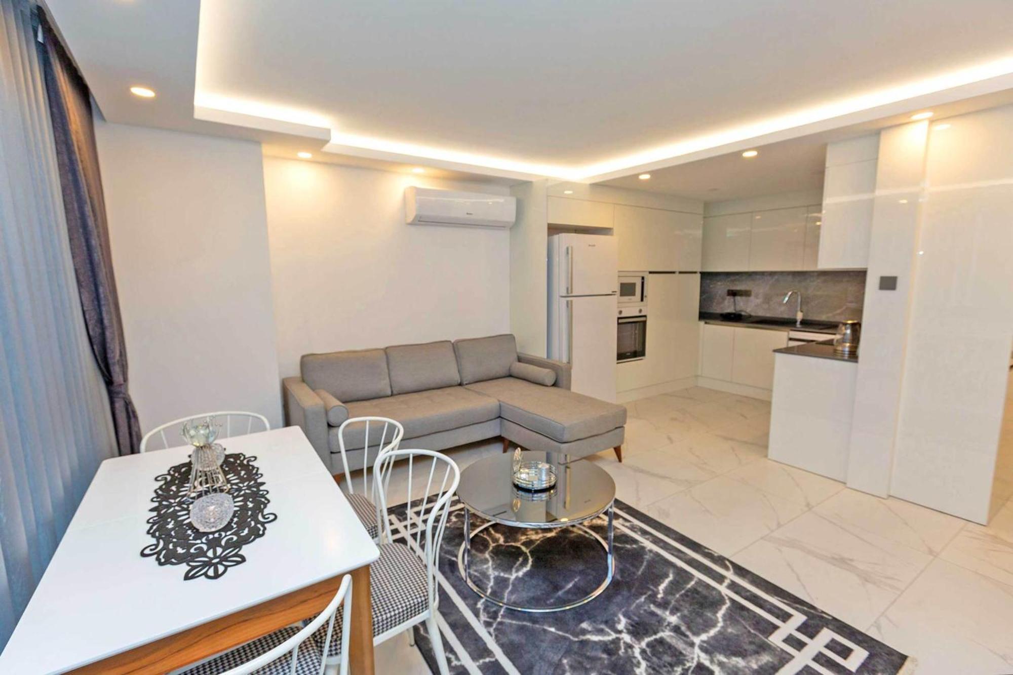 Luxury 2-bed In Kyrenia With Shared Pool Apartment