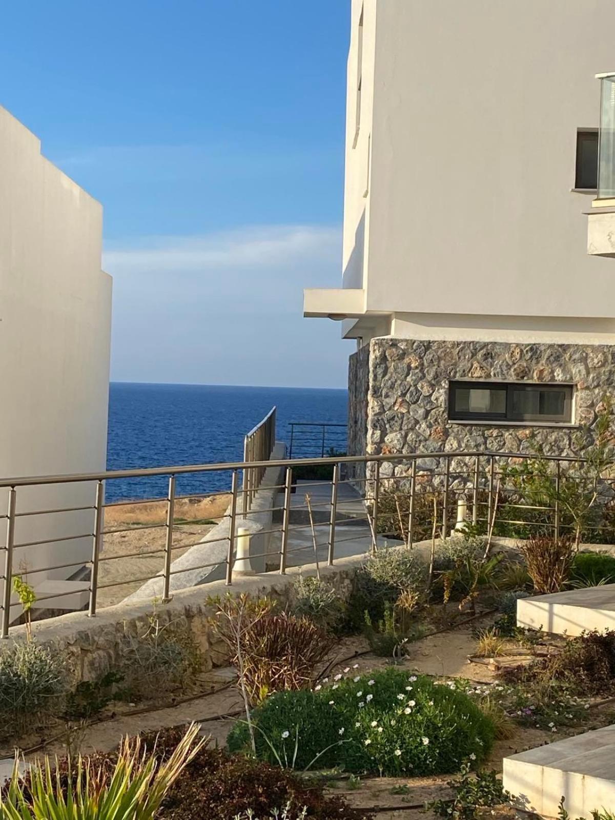 Blue Deja Blue Seaside Appartments