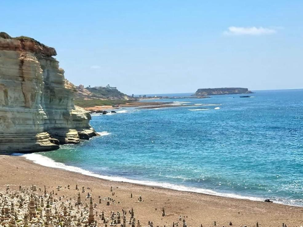Villa Holiday: Seafront Retreat With Pool In Paphos