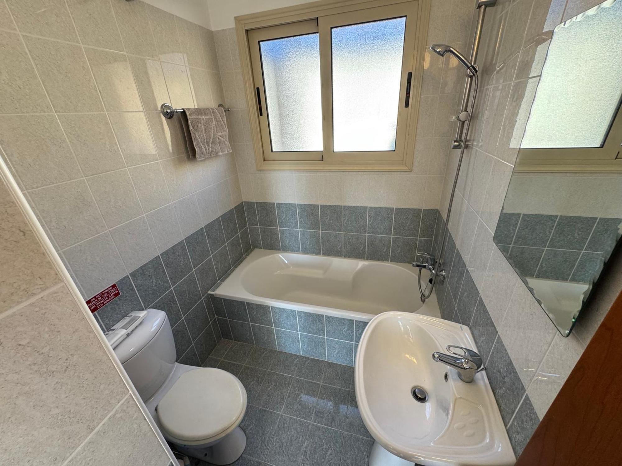 Apartment Bright Studio, Sea View, Pool Access And Free Parking Peyia