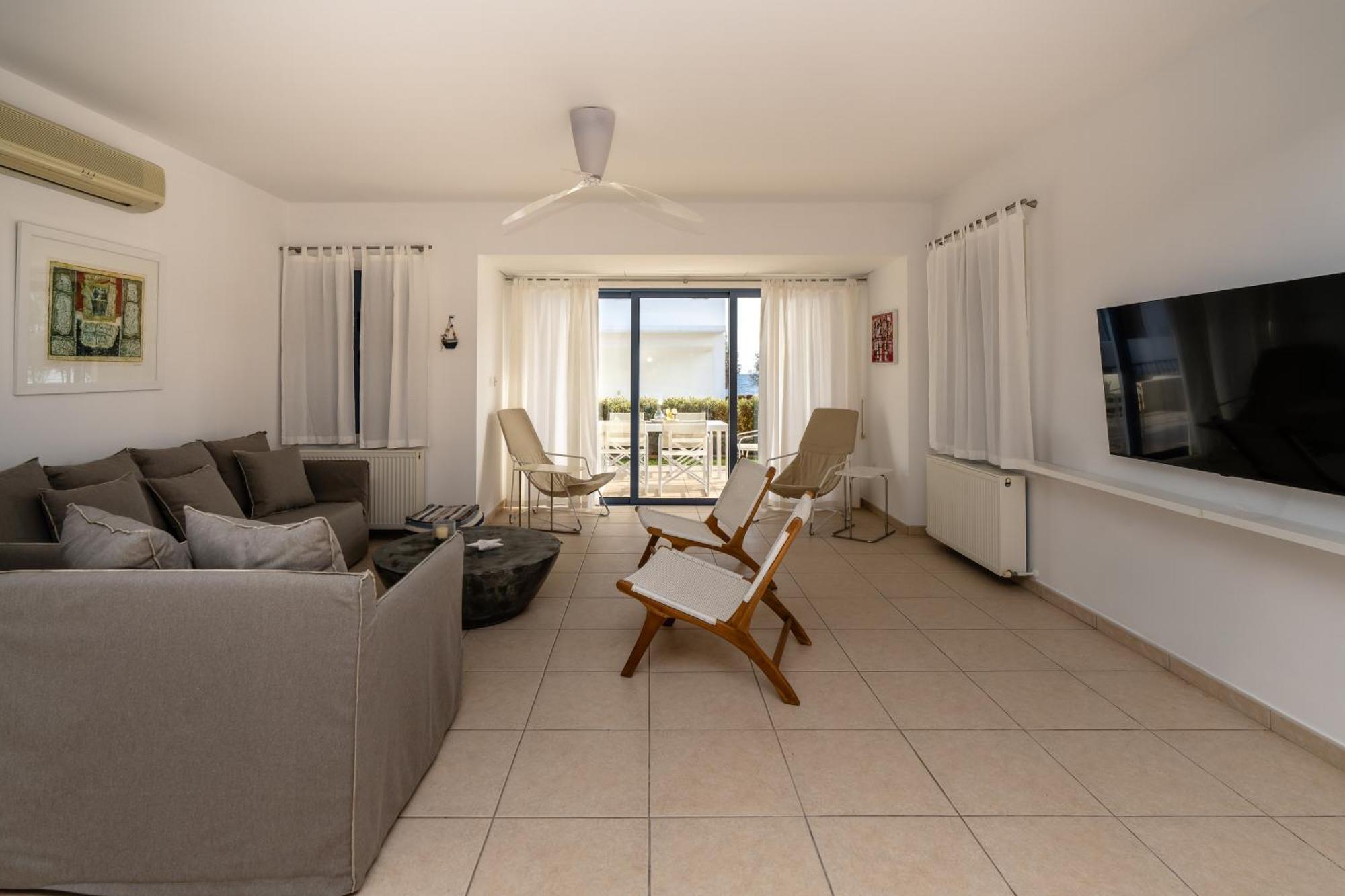 Villa Niki Seaview Dps27