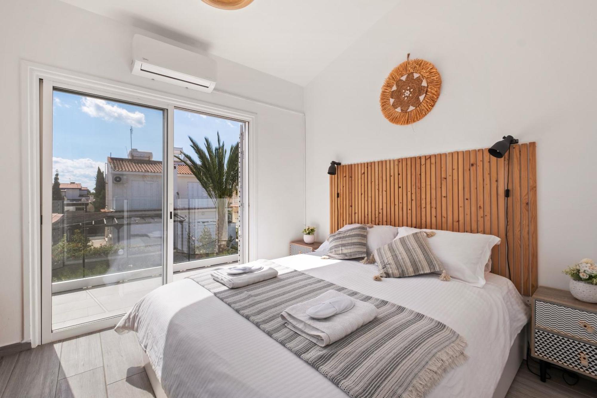 Endless Summer House