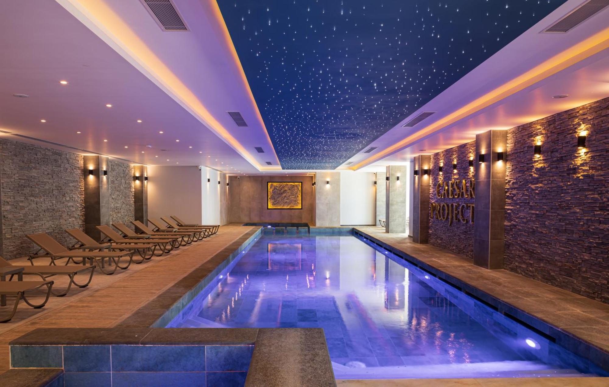 Apartment Ground Garden & Pool View Spacious At Caesar & *