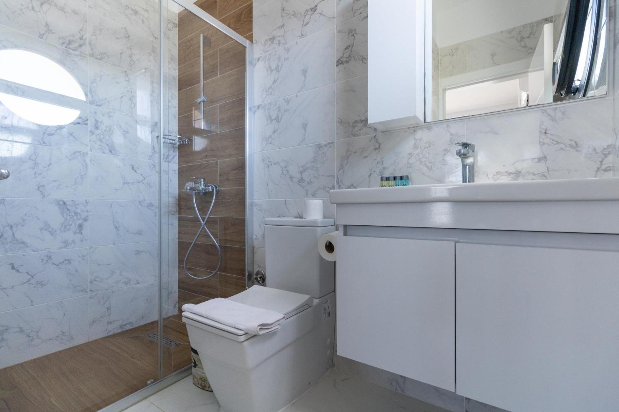 Two Bedroom In Caesar & Spa, Long Perivolia tou Trikomou