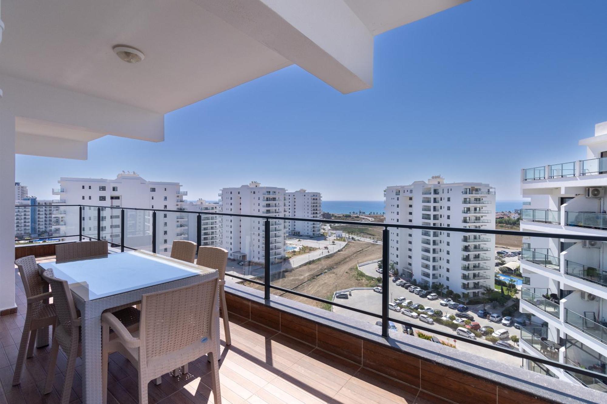 Two Bedroom In Caesar & Spa, Long Apartment *
