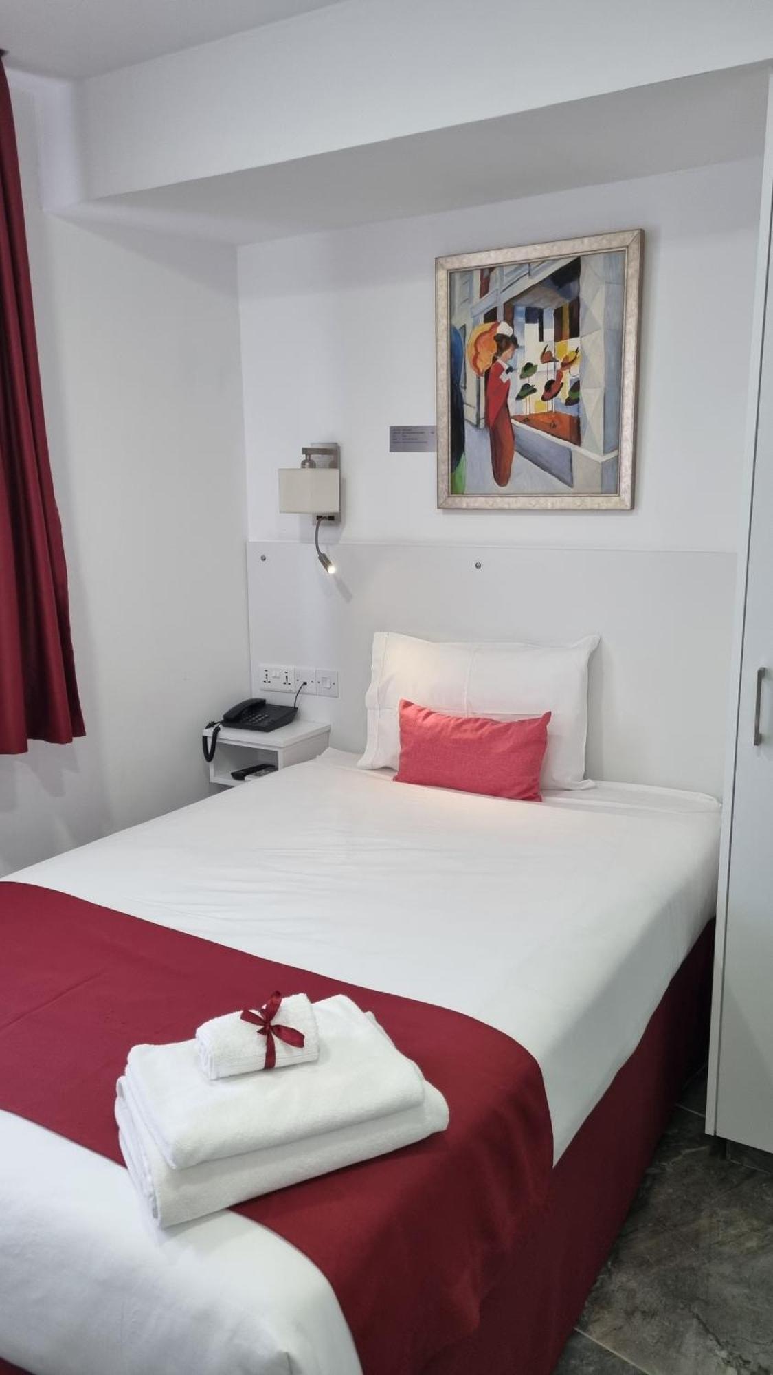 Aparthotel Art & Wine Boutique Larnaca