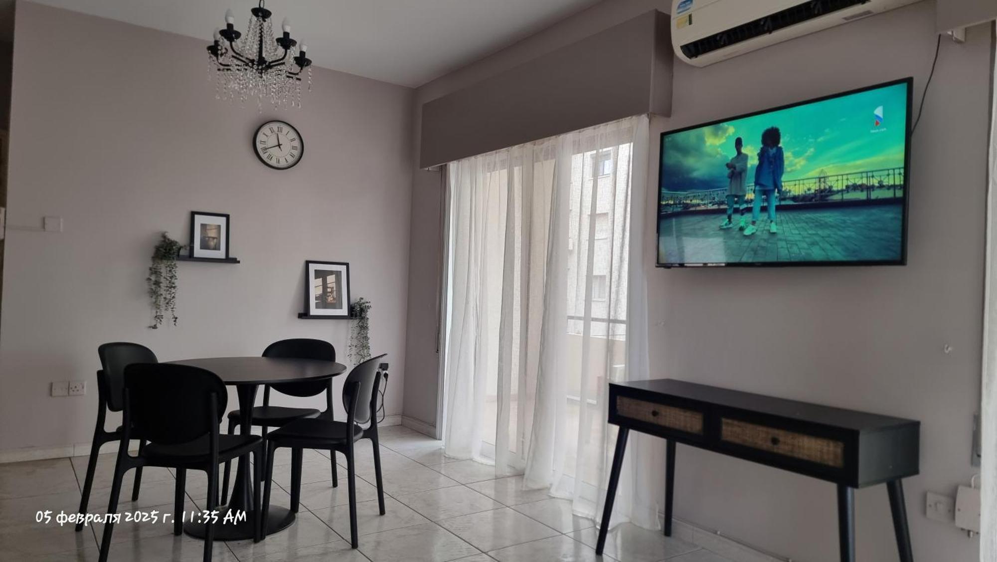 Sweet Apartment's *