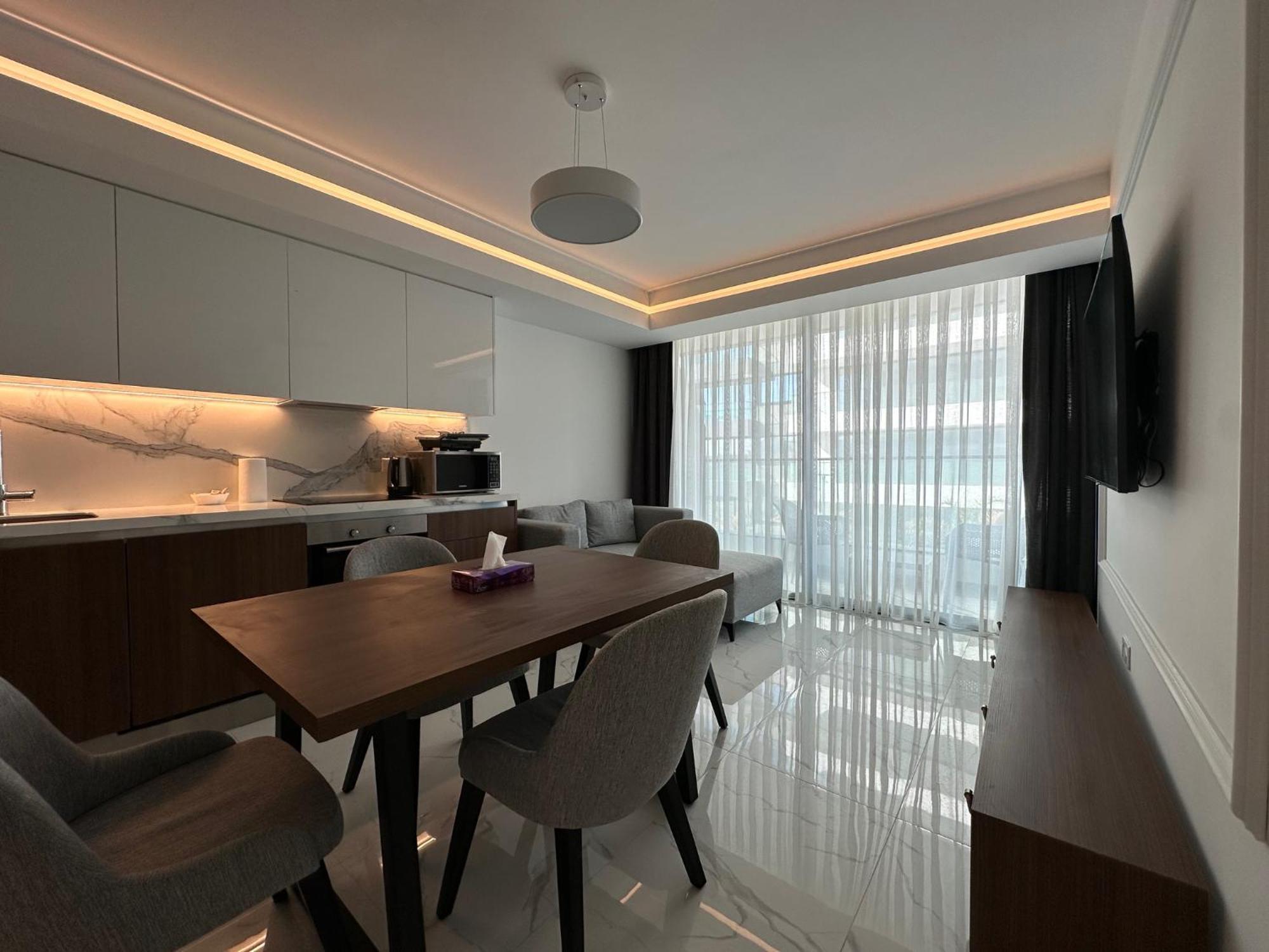Grand Sapphire Luxury By Myguest Cyprus *