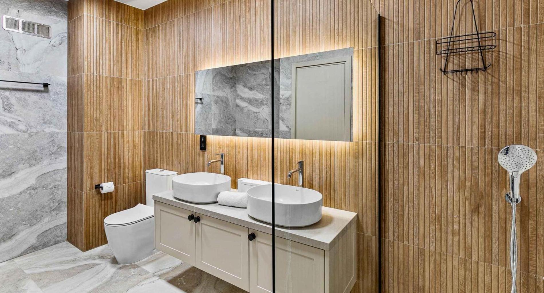 Beautiful, Modern Iz01 With Private Garden And Hot Tub On Aphrodite Hills