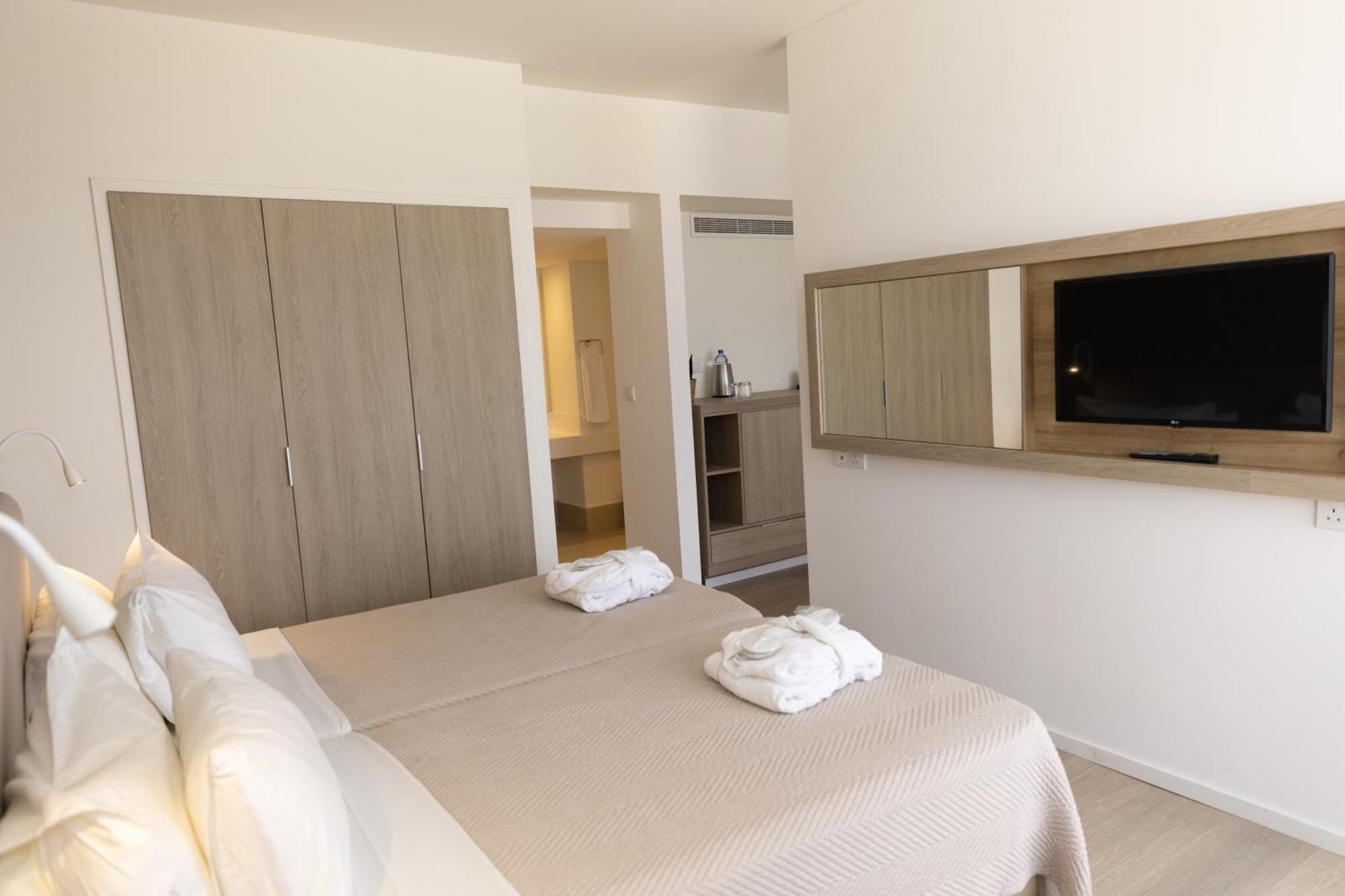 Venus 5* Paphos