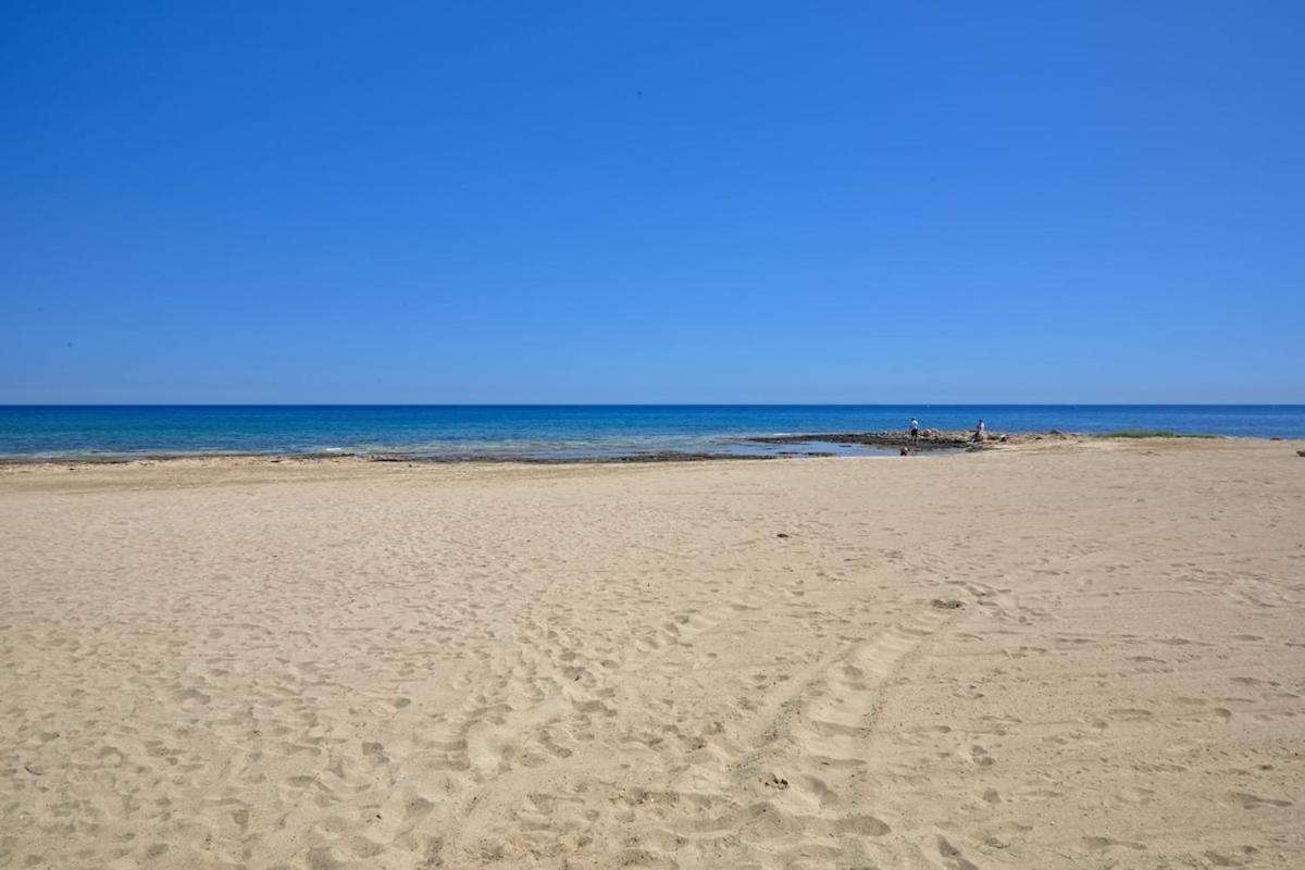 Seaview Luxury Jacuzzi & Pool! 2 Min Protaras