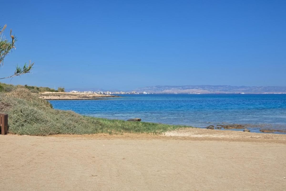 Villa Seaview Luxury Jacuzzi & Pool! 2 Min