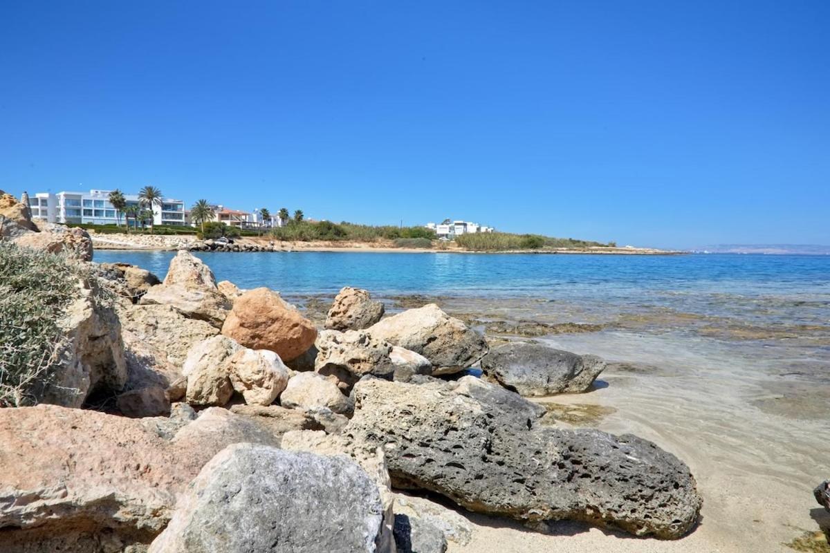 Seaview Luxury Jacuzzi & Pool! 2 Min * Protaras