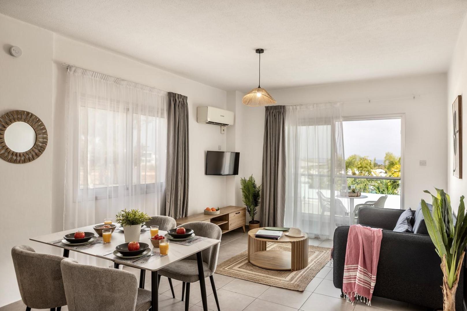 Apartment Somantonia *