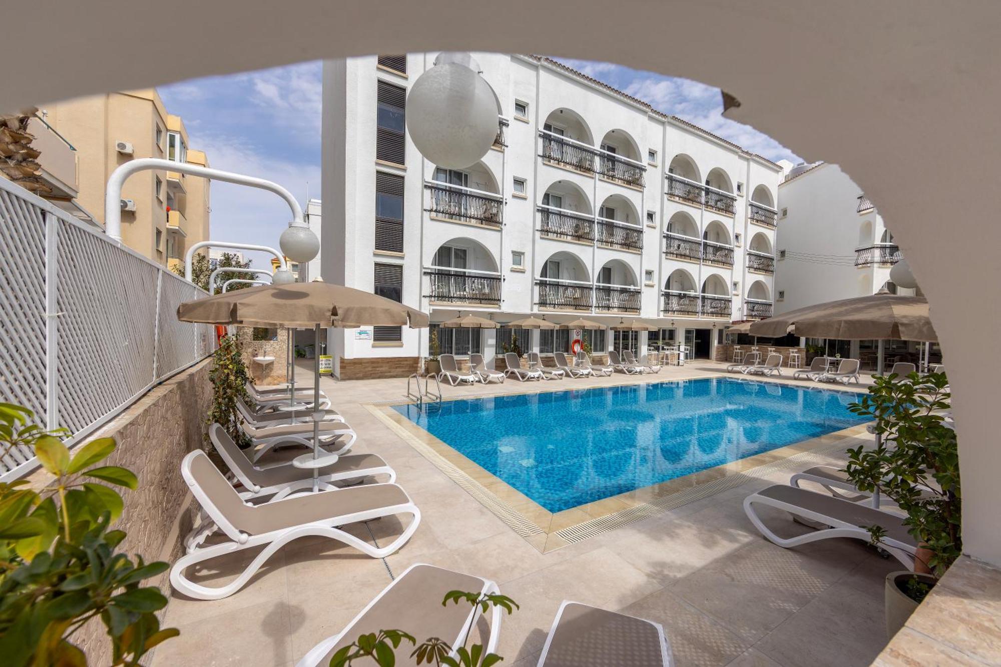 Cactus Larnaca