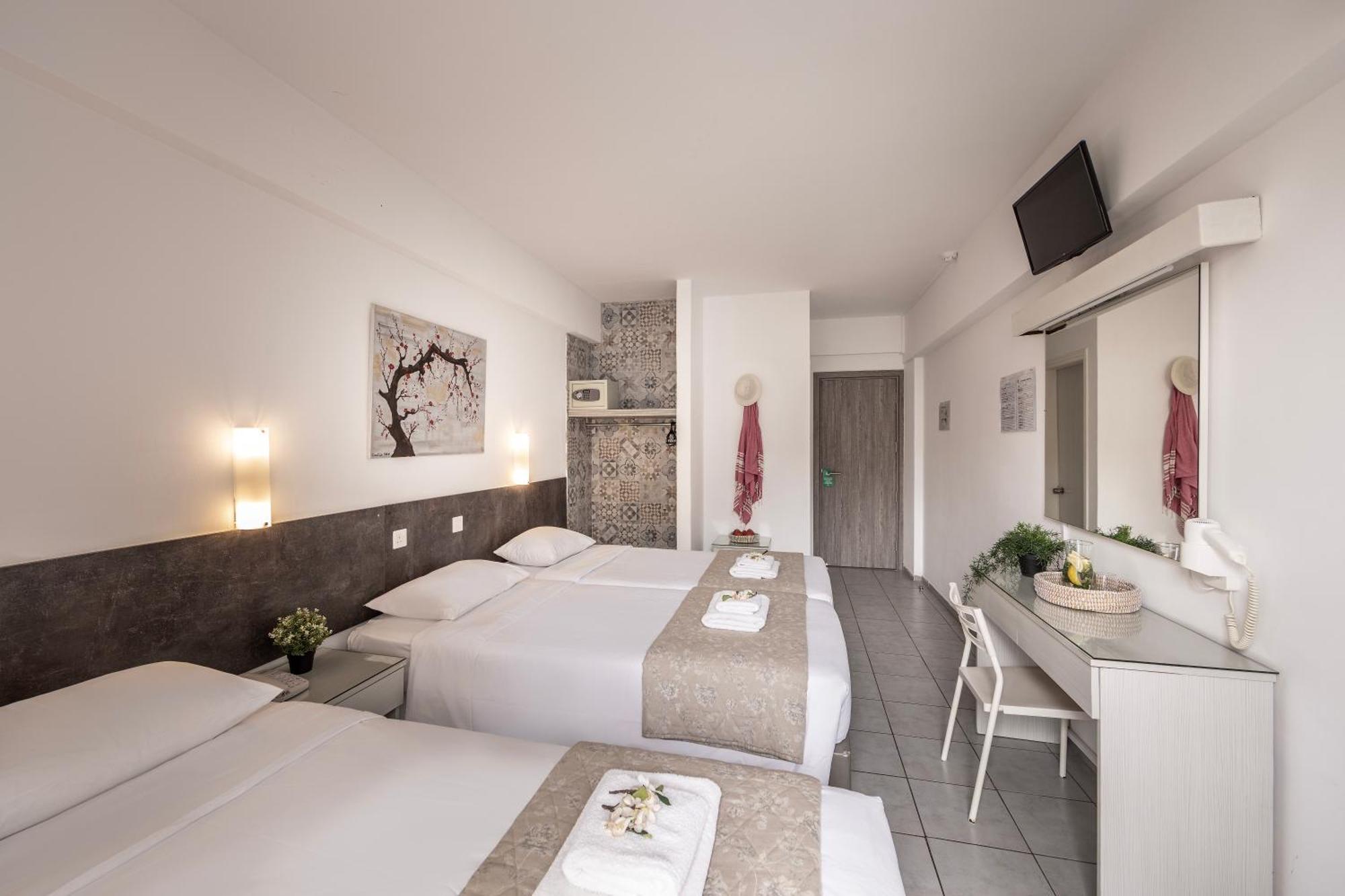 Cactus Hotel
