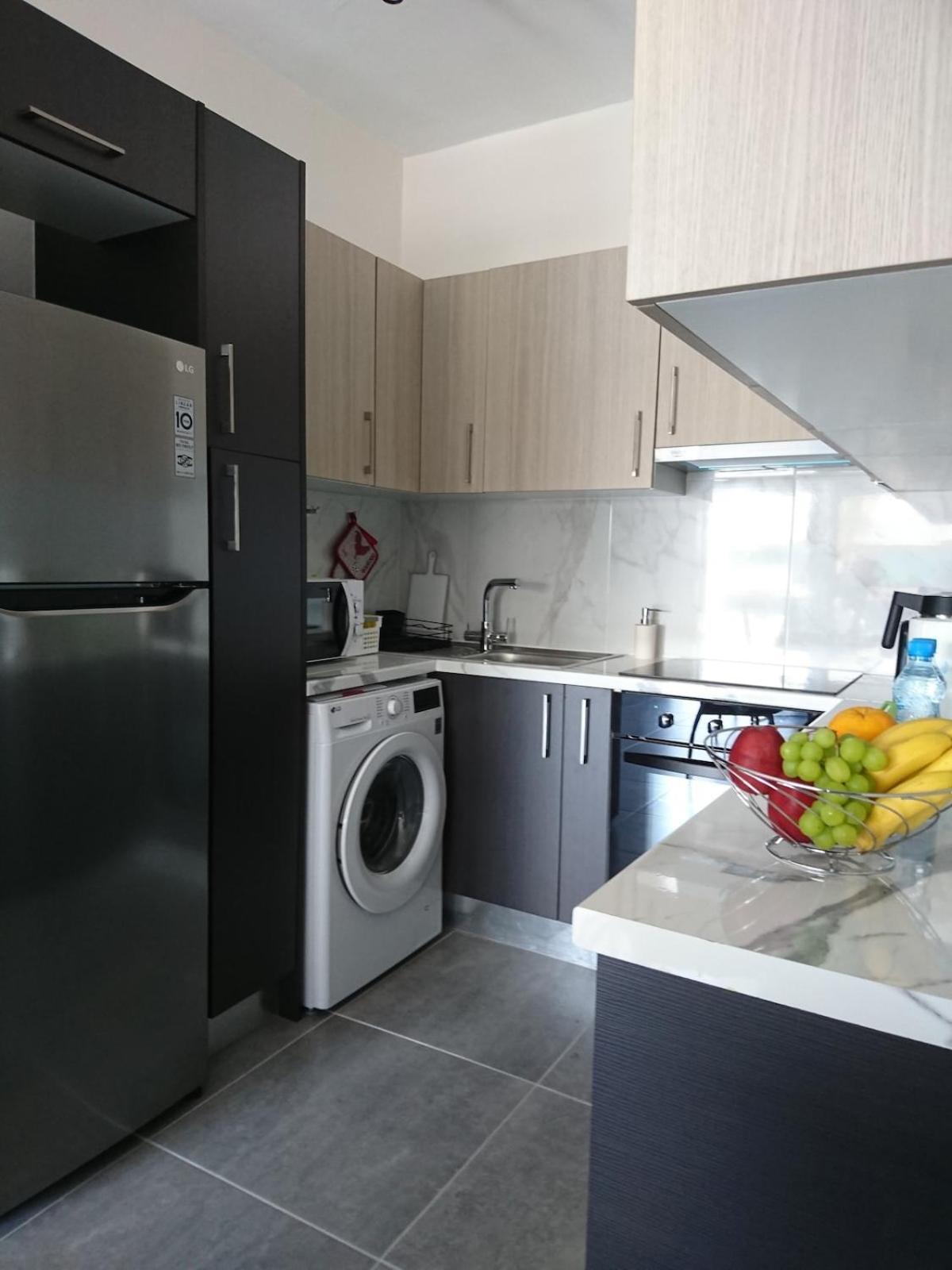 1-2bd Apartment