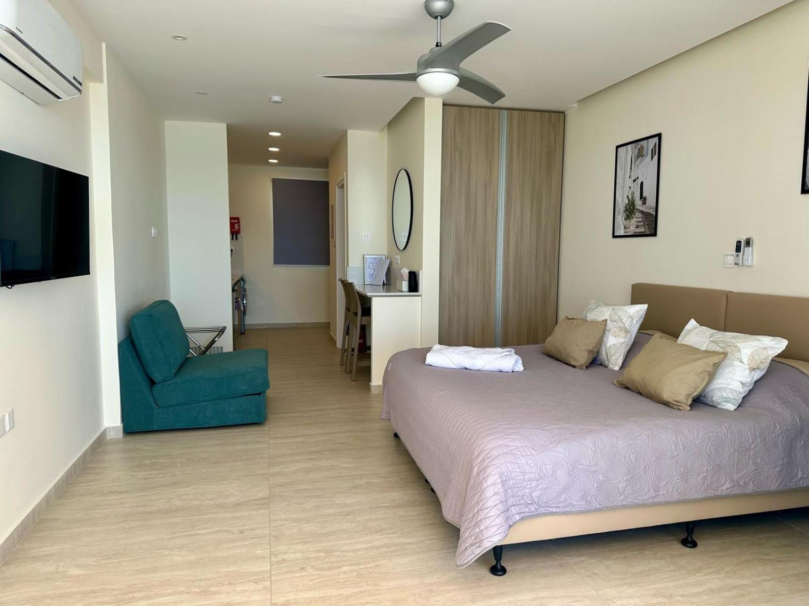 Harbour Lights Apartment