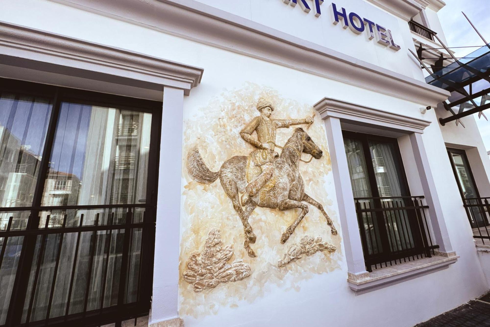 Hotel Dorana Art