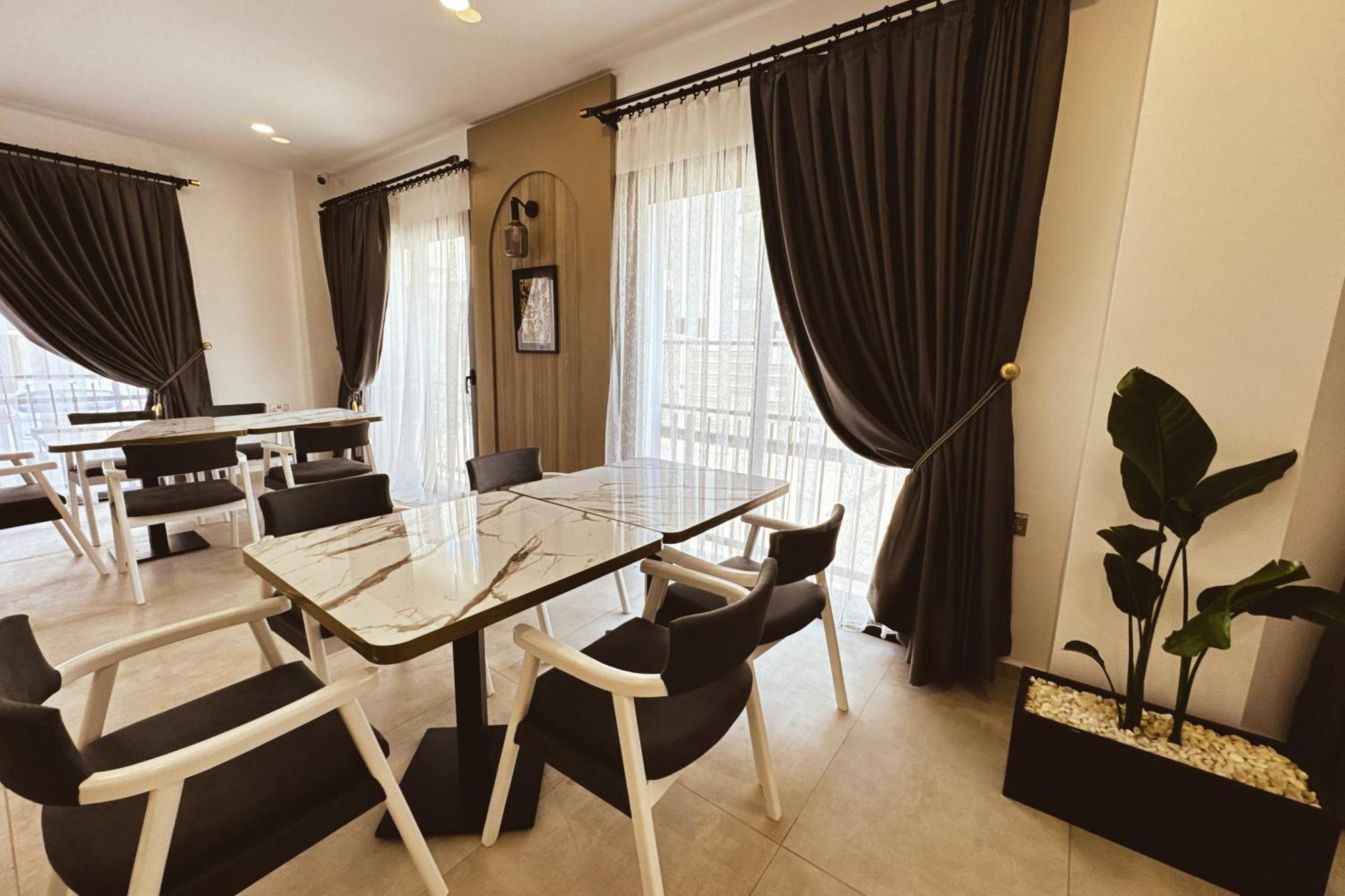 Dorana Art Hotel 3*