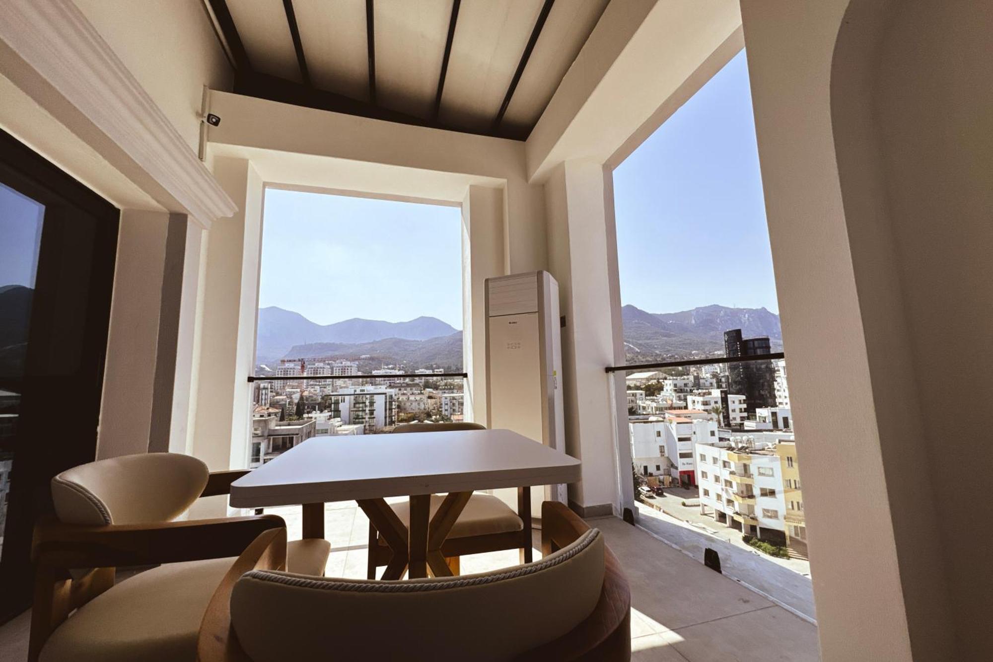 Dorana Art Hotel