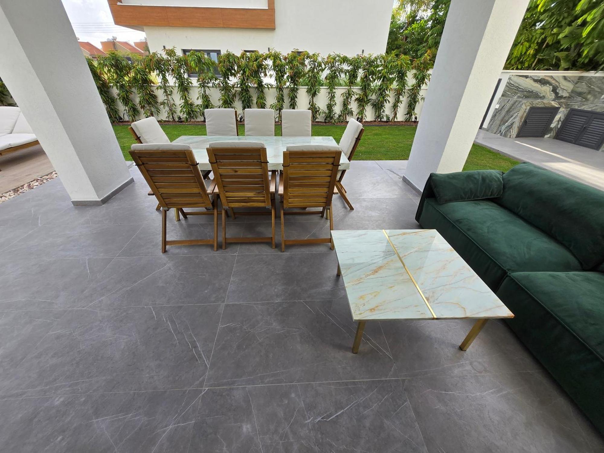 Tg New Luxury Private Resort Villas - Heated Salty Swimming Pool, Outdoor Jacuzzi, Sauna, Exotic Garden Pousada