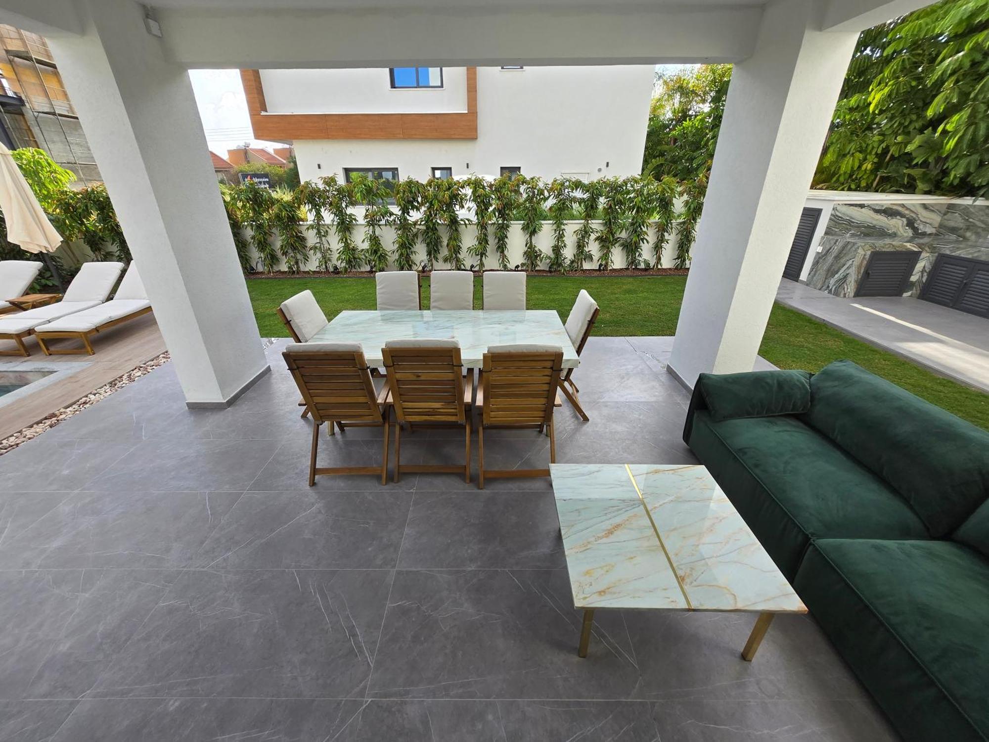 Tg New Luxury Private Resort Villas - Heated Salty Swimming Pool, Outdoor Jacuzzi, Sauna, Exotic Garden Pousada *