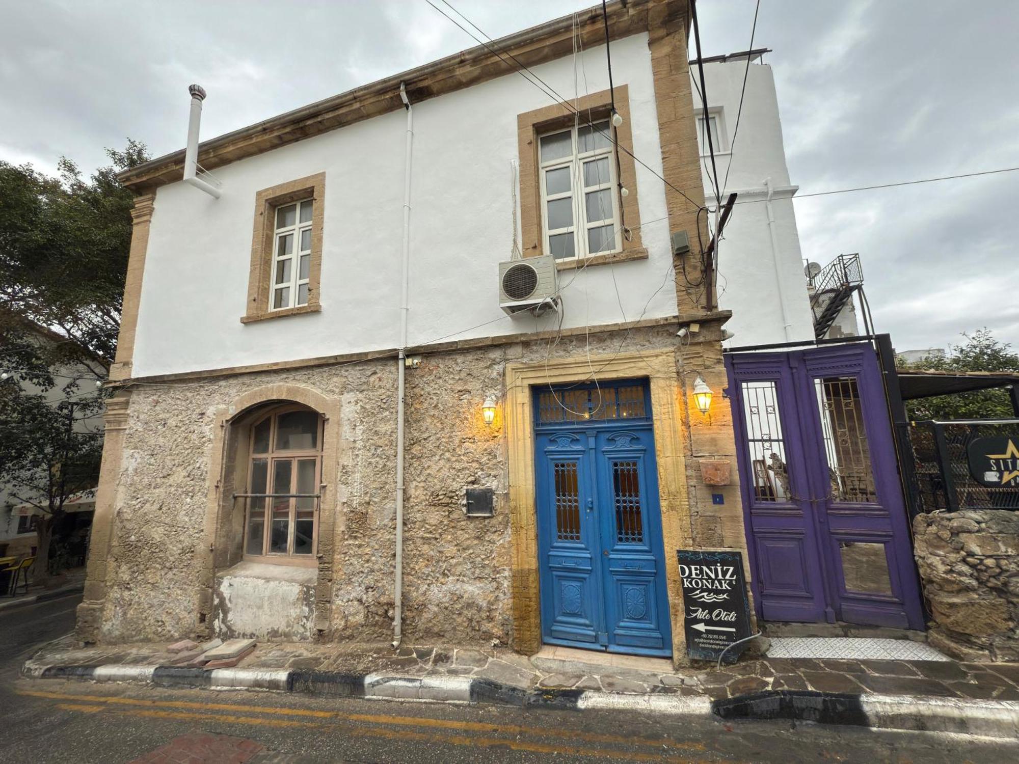 Botel Deniz Boutique