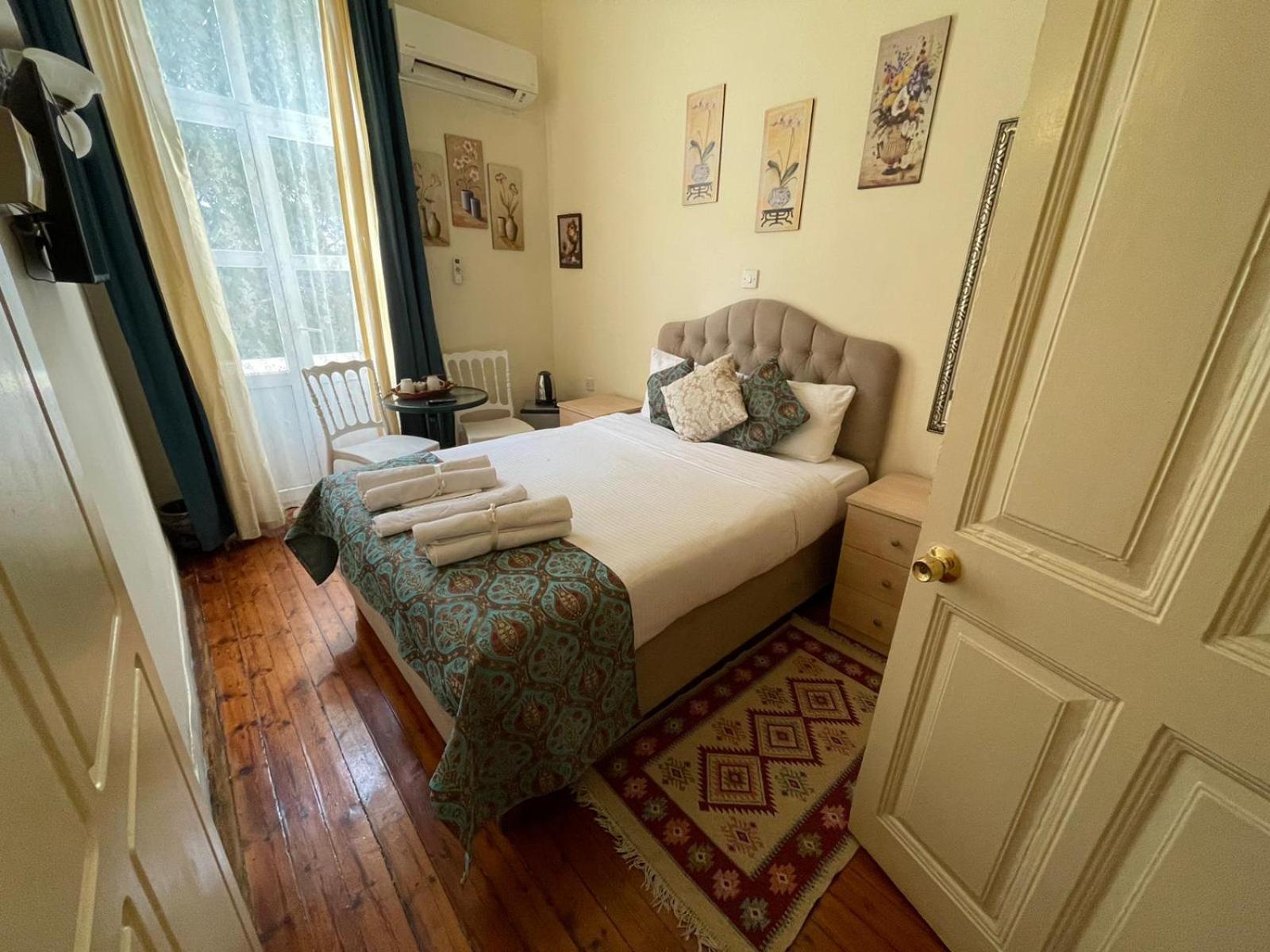 Botel Deniz Boutique Kyrenia (Northern Cyprus)