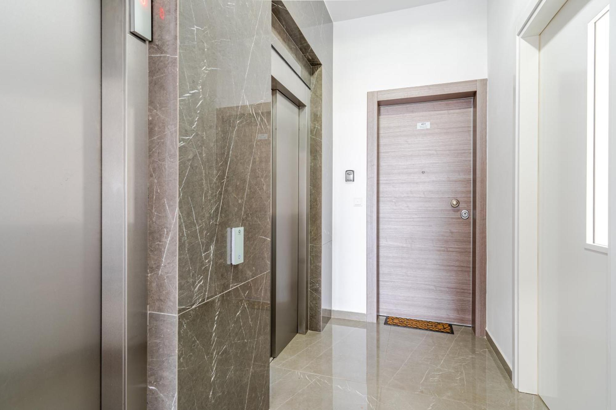 Yamas Urban Living Zakaki Pool Penthouses & * Limasol
