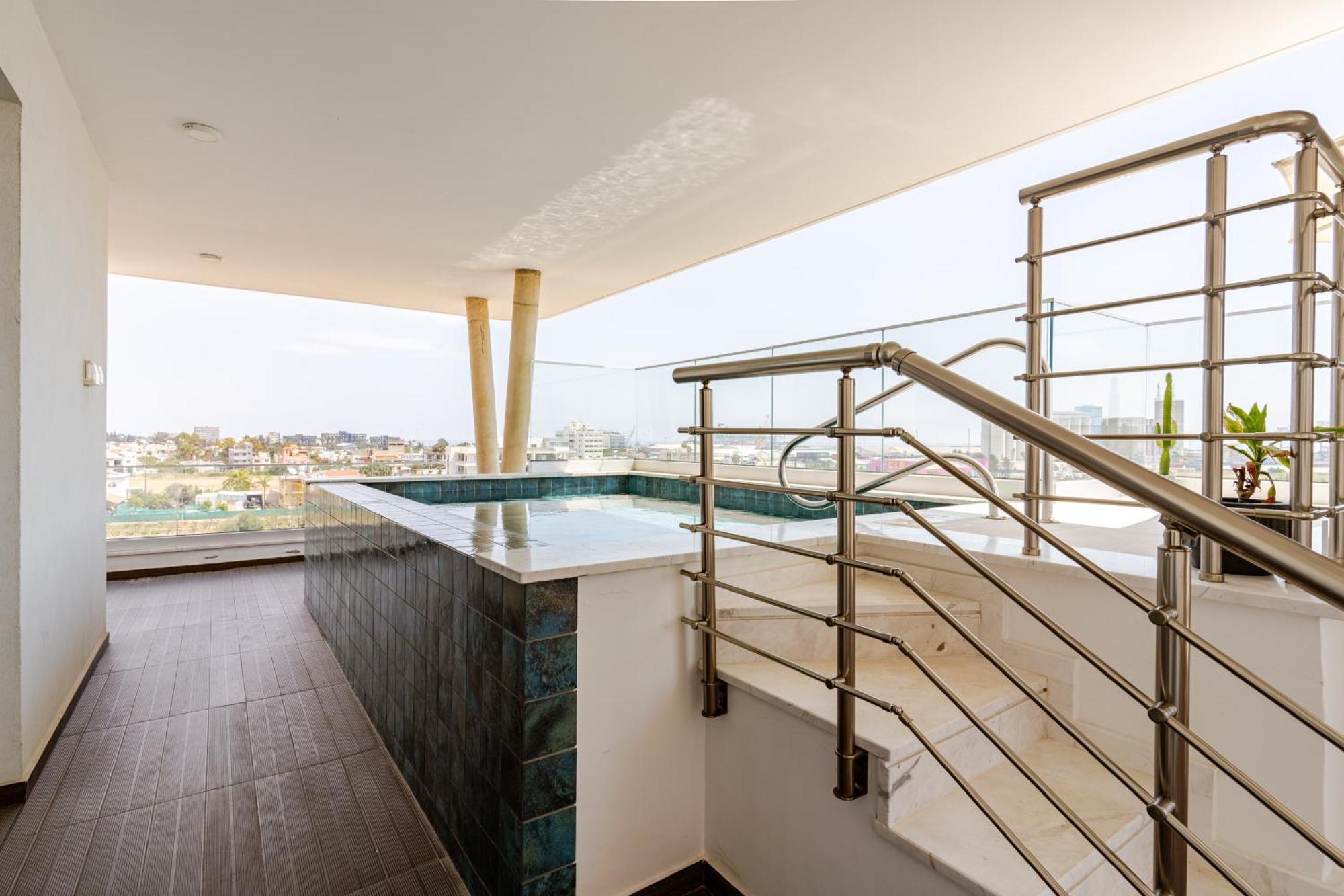Appartement Yamas Urban Living Zakaki Pool Penthouses & *