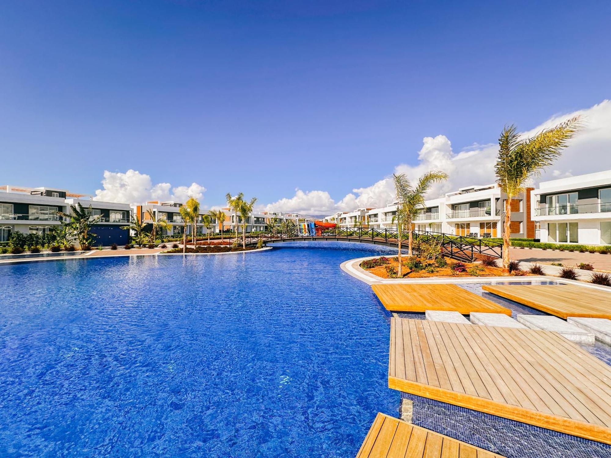 Apartment Four Seasons 2 Lofts By The Sea, Bogaz, Iskele