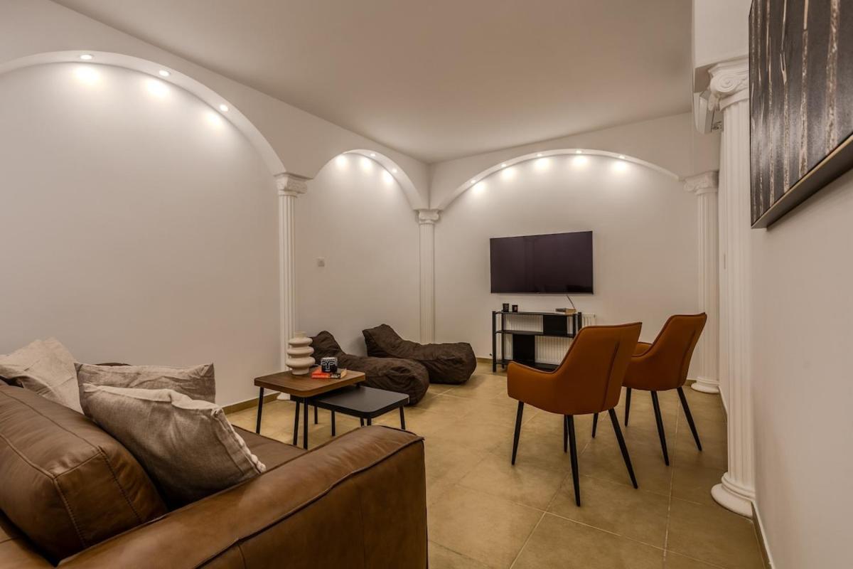Villa Kallisti & - A Luxury Seaside Retreat