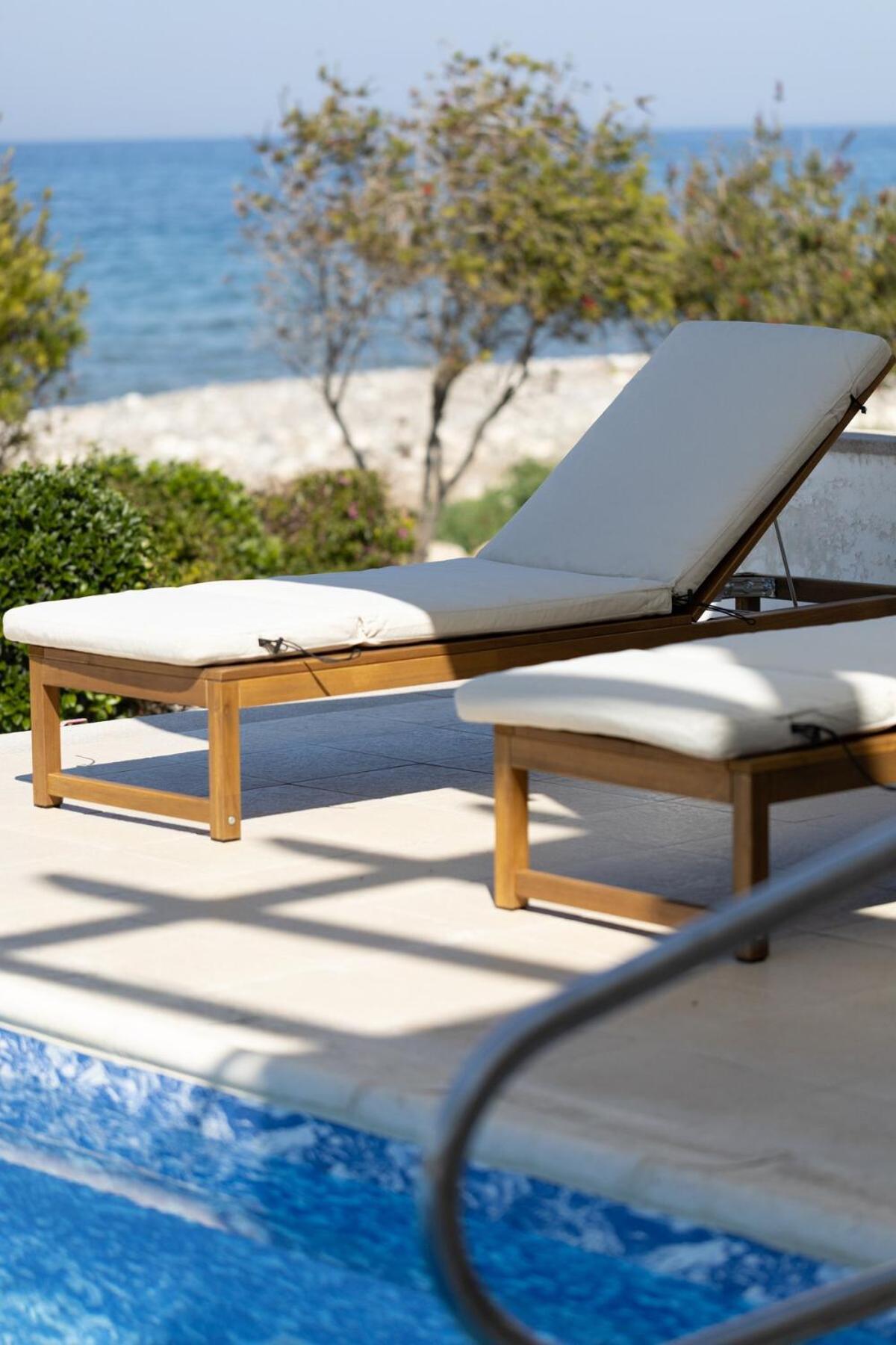 Kallisti & - A Luxury Seaside Retreat *