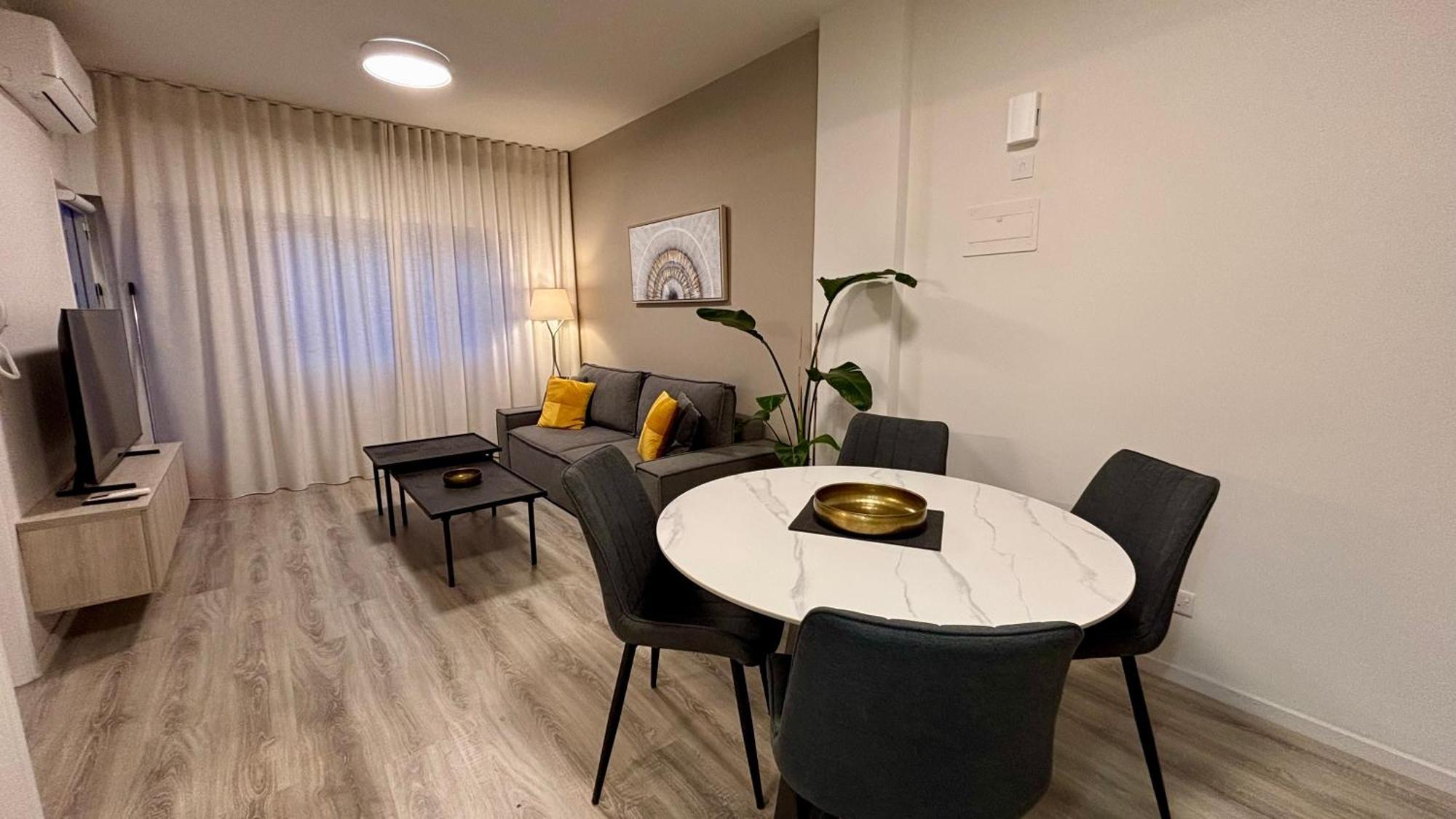 Seabreeze Center Flats By Trulycyprus Apartment