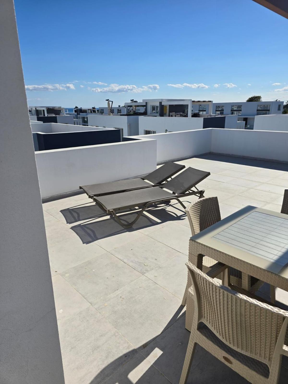 Luxury Four Seasons Life Sea Front 2+1 Boghaz