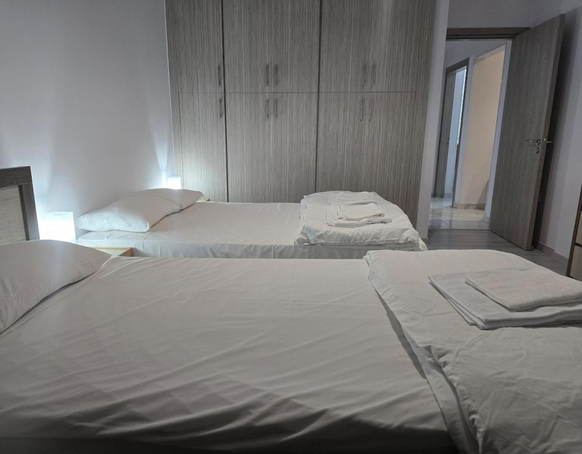 Apartment Project 99 - Breakbooking Cy