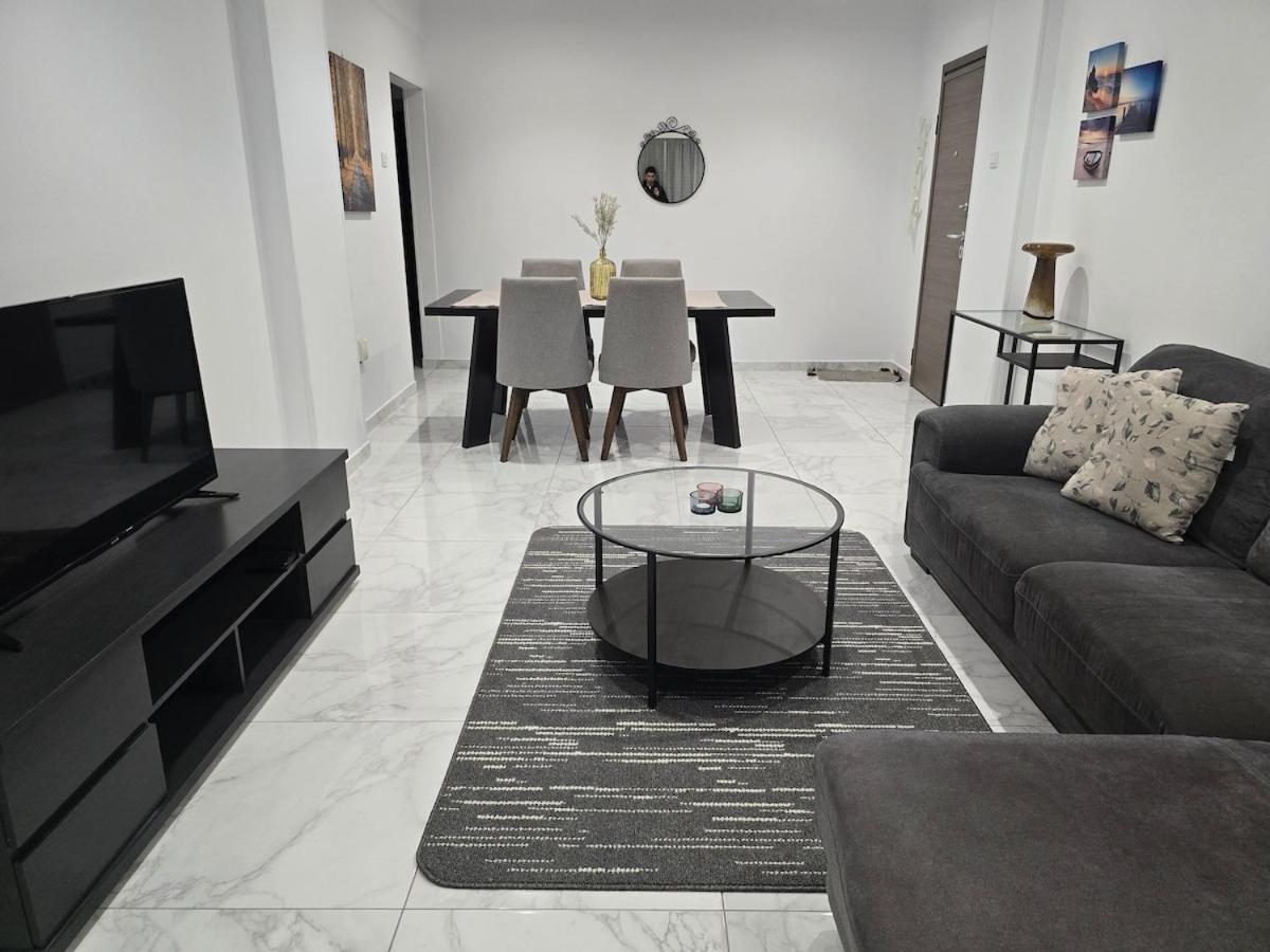 Apartment Project 99 - Breakbooking Cy Limassol