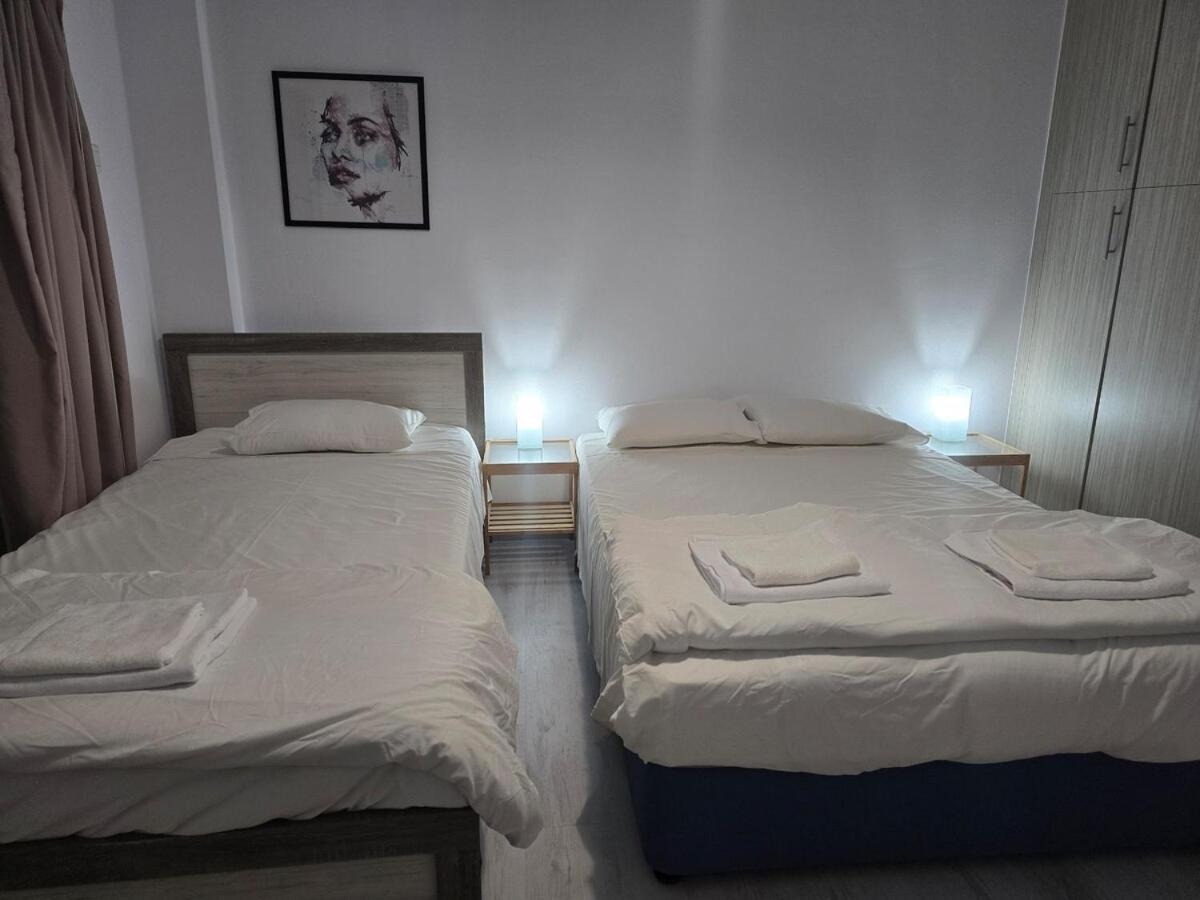Project 99 - Breakbooking Cy Apartment Limassol