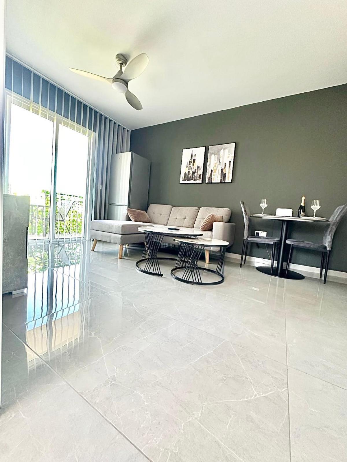 K15 Luxe Oasis Retreat - 3 Minute Drive To * Paphos