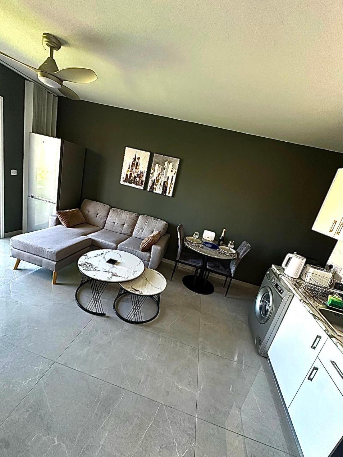 K15 Luxe Oasis Retreat - 3 Minute Drive To Paphos