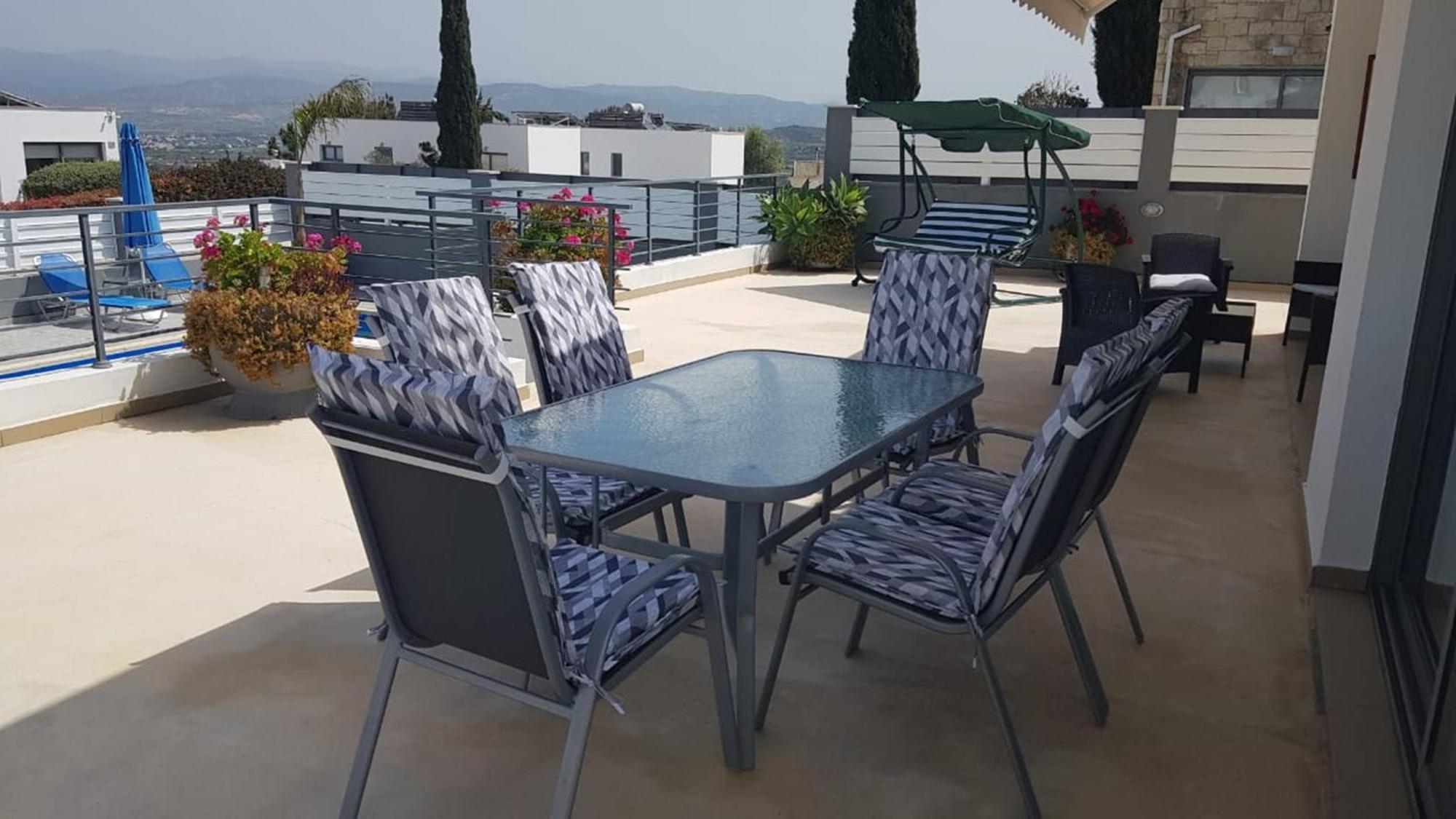 Lenia's Sea View Villa