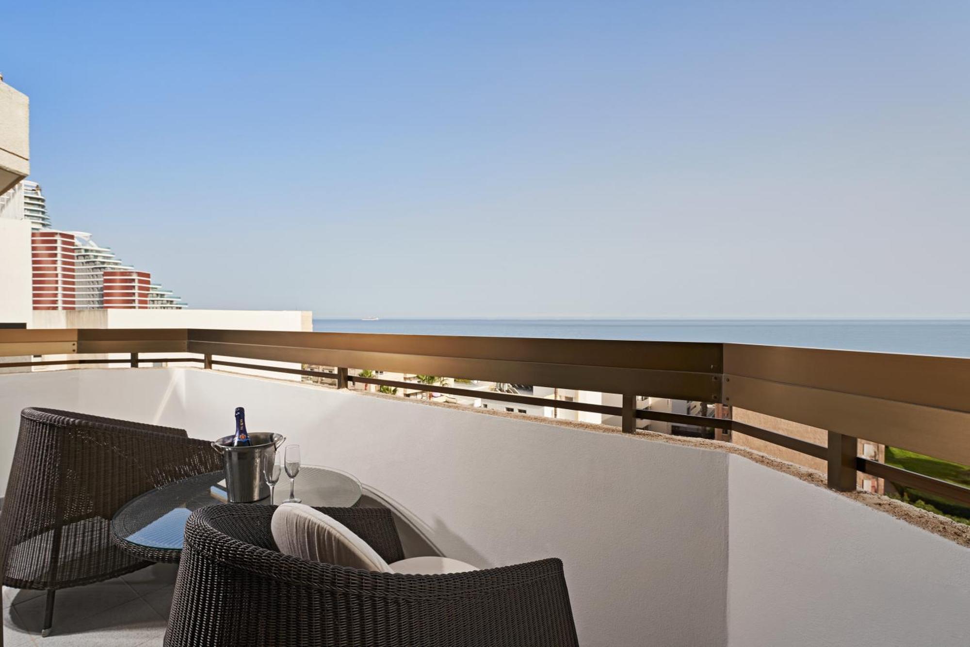 Atlantica Oasis Hotel 4*