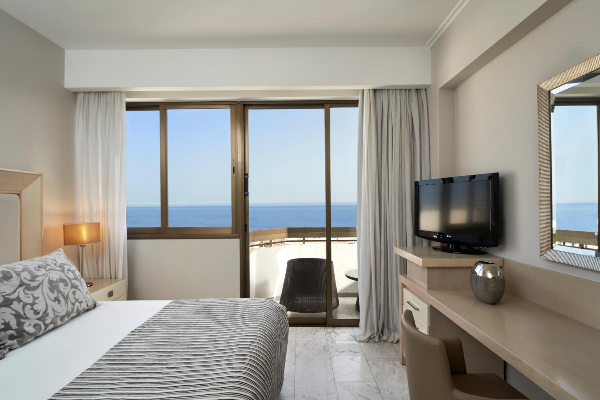 Hotel Atlantica Oasis 4*